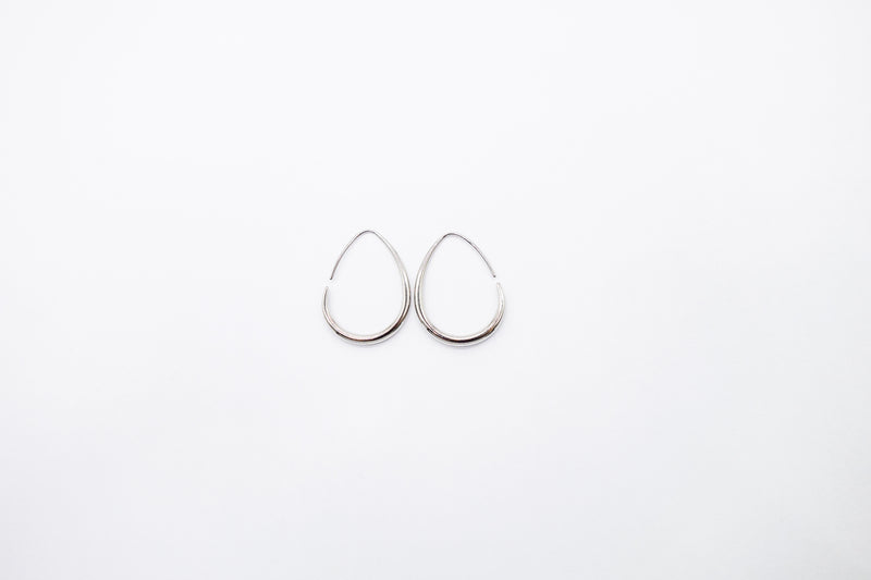 arion silver earring