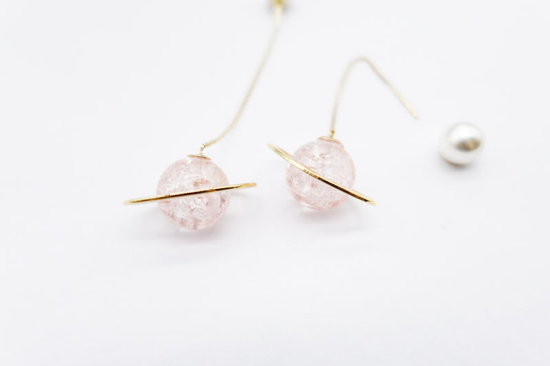 saturn earrings in pink